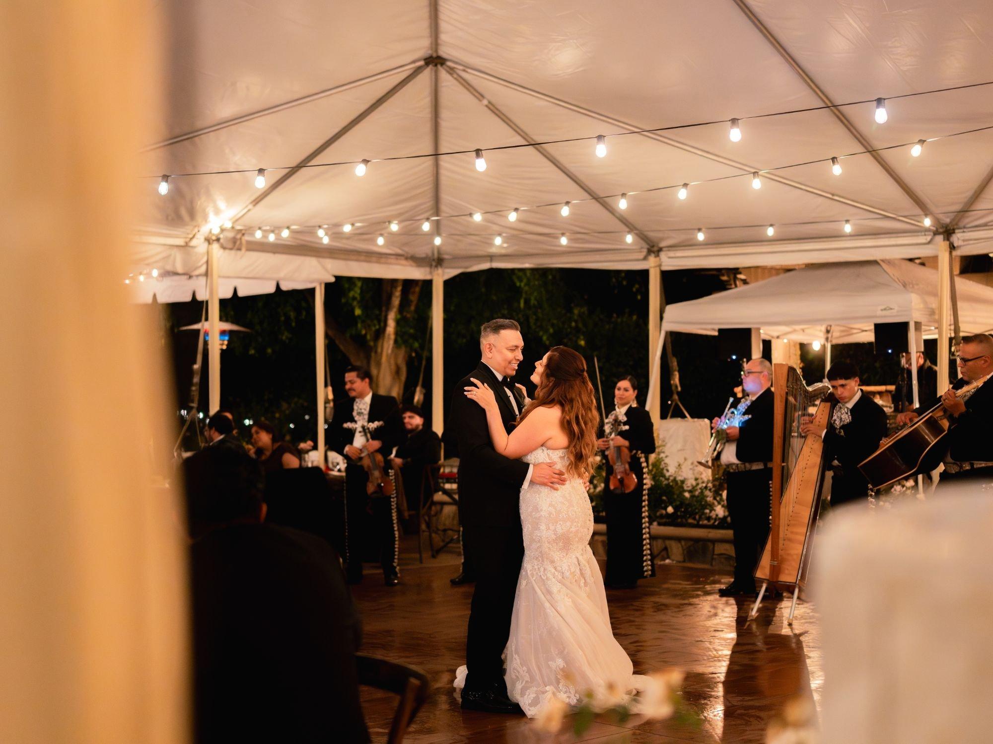 carousel-hero-element image-13